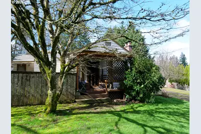 16421 SE Webster Rd, Milwaukie, OR 97267 - Photo 1