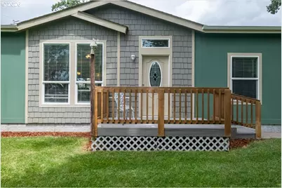 1017 N 2nd St, Jefferson, OR 97352 - Photo 8