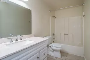 341 Ash St, Sutherlin, OR 97479 - Photo 14