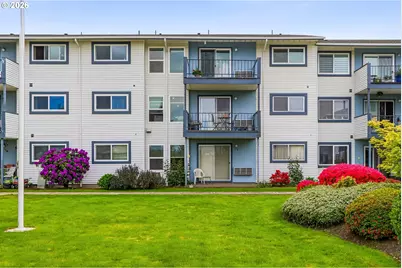 950 Evergreen Rd #318, Woodburn, OR 97071 - Photo 1