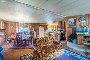 94291 Valpy St, Langlois, OR 97450 - Photo 10