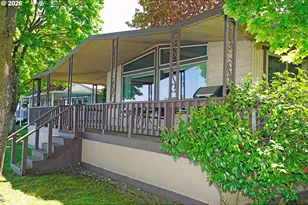 2241 N Menzies Dr, Portland, OR 97217 - Photo 10