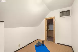 6909 NE Davis St, Portland, OR 97213 - Photo 24