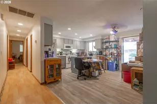 3021 SE 129th Ave, Portland, OR 97236 - Photo 12