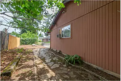 3021 SE 129th Ave, Portland, OR 97236 - Photo 34