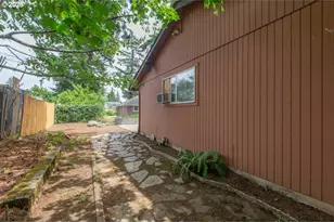 3021 SE 129th Ave, Portland, OR 97236 - Photo 34
