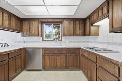 1611 17th St, Oregon City, OR 97045 - Photo 14