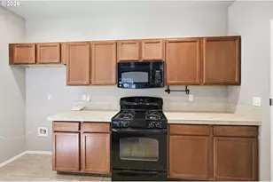 5773 Mt Vernon Rd, Springfield, OR 97478 - Photo 10