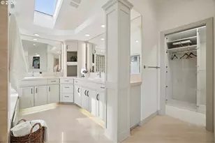 17623 Brookhurst Dr, Lake Oswego, OR 97034 - Photo 18