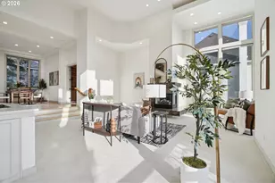 17623 Brookhurst Dr, Lake Oswego, OR 97034 - Photo 6