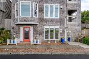 107 SW Coast St, Newport, OR 97365 - Photo 2