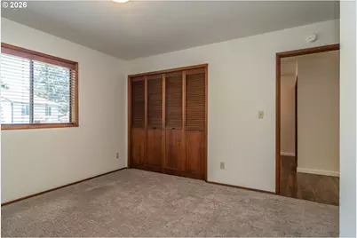 1728 NW Harvey Ave, Roseburg, OR 97471 - Photo 28
