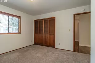 1728 NW Harvey Ave, Roseburg, OR 97471 - Photo 28