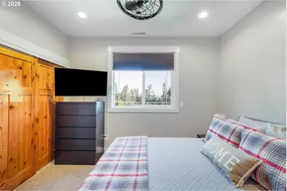 2742 Blue Spruce Dr, Eugene, OR 97405 - Photo 16