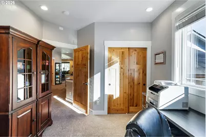 2742 Blue Spruce Dr, Eugene, OR 97405 - Photo 24