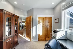 2742 Blue Spruce Dr, Eugene, OR 97405 - Photo 24