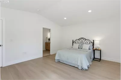2116 E 39th St, Vancouver, WA 98663 - Photo 16