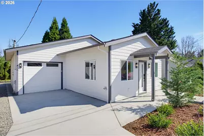 2116 E 39th St, Vancouver, WA 98663 - Photo 1
