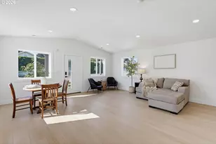 2116 E 39th St, Vancouver, WA 98663 - Photo 12