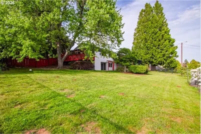 34205 SE Lawton Rd, Washougal, WA 98671 - Photo 32