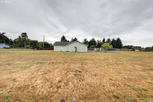 42475 Bagley Ln, Astoria, OR 97103 - Photo 34