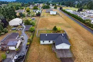 42475 Bagley Ln, Astoria, OR 97103 - Photo 2