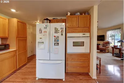 42475 Bagley Ln, Astoria, OR 97103 - Photo 12