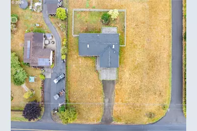 42475 Bagley Ln, Astoria, OR 97103 - Photo 42