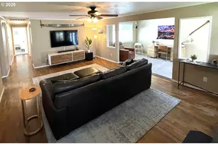 76484 Portal Dr, Oakridge, OR 97463 - Photo 14