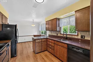 3575 NE 4th St, Gresham, OR 97030 - Photo 8