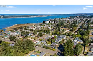 649 S Wall St, Coos Bay, OR 97420 - Photo 36