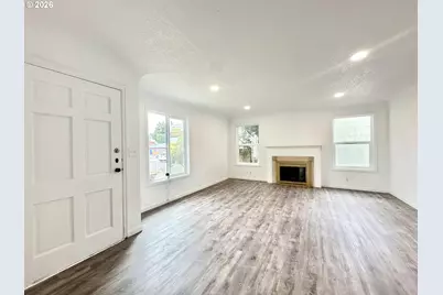 13533 SE Division St, Portland, OR 97236 - Photo 10