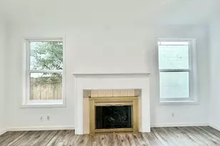 13533 SE Division St, Portland, OR 97236 - Photo 12