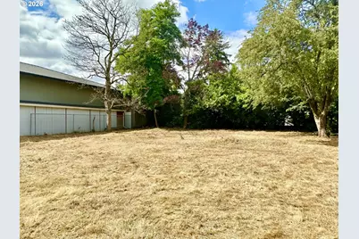 13533 SE Division St, Portland, OR 97236 - Photo 28