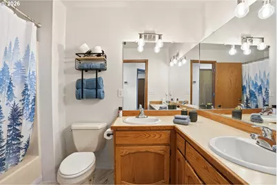 661 K St, Washougal, WA 98671 - Photo 38