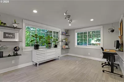 15249 NE Beech Ct, Portland, OR 97230 - Photo 16