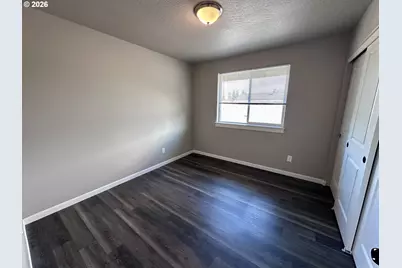 243 Lacasa St, Eugene, OR 97402 - Photo 20