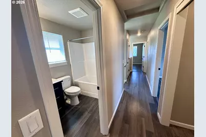 243 Lacasa St, Eugene, OR 97402 - Photo 18
