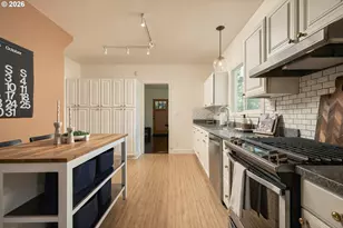 703 SE Tenino St, Portland, OR 97202 - Photo 18