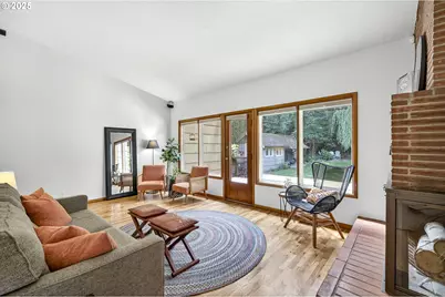 15530 SE Francis St, Portland, OR 97236 - Photo 8