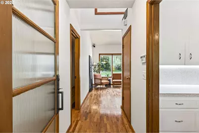 15530 SE Francis St, Portland, OR 97236 - Photo 4