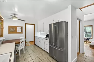 15530 SE Francis St, Portland, OR 97236 - Photo 12