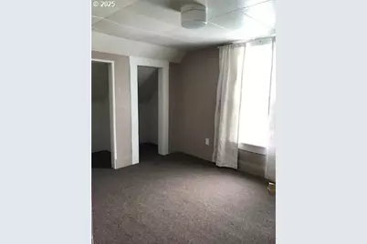 503 W 7th St, Wallowa, OR 97885 - Photo 10