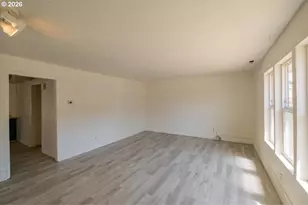925 21st Ave SW, Albany, OR 97321 - Photo 8
