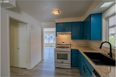925 21st Ave SW, Albany, OR 97321 - Photo 10