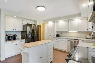 4887 Kewanna Ct, Salem, OR 97305 - Photo 12