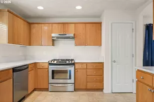 4161 NE Geranium Ave, Salem, OR 97305 - Photo 12