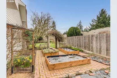 1675 SW Bonnie Jean Pl, McMinnville, OR 97128 - Photo 32