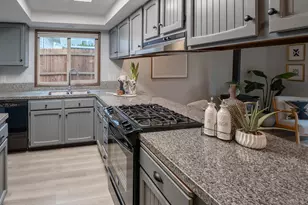 11481 SE Falbrook Dr, Clackamas, OR 97015 - Photo 10