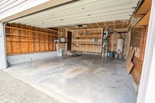 11481 SE Falbrook Dr, Clackamas, OR 97015 - Photo 38